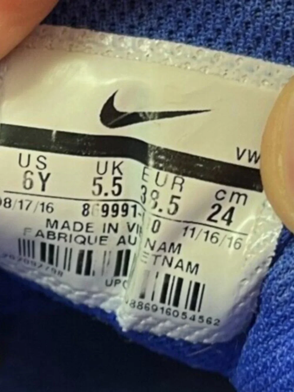 Nike Air‎ Max Infuriate Boys Size 6Y Blue Running Basketball Shoes Sneakers